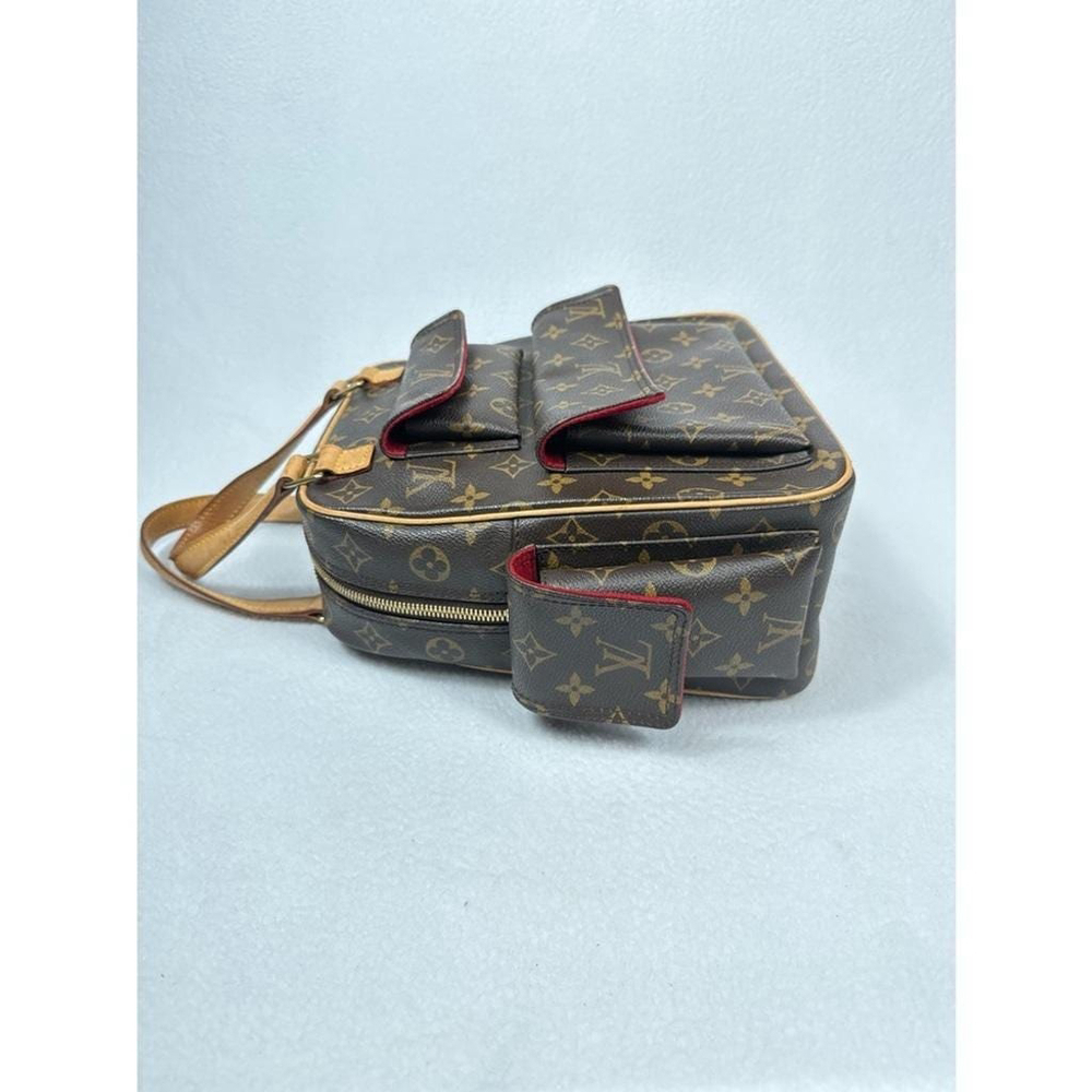 Louis Vuitton Eccentricité Handbag – Rare & Statement-Worthy - Picture 9 of 13